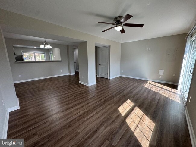 Building Photo - 436 Hill St