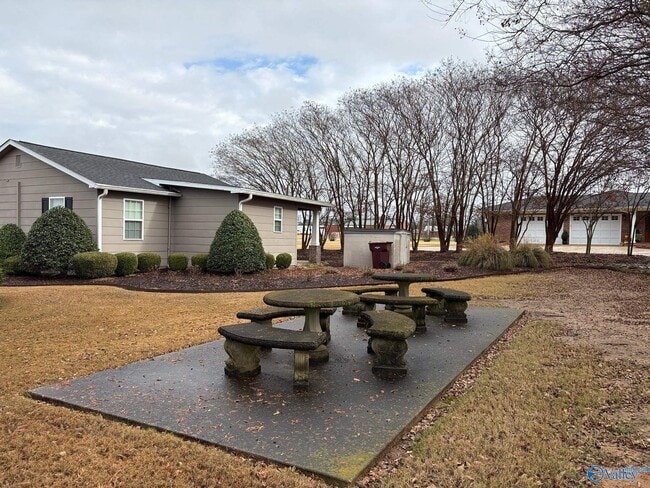 Building Photo - 19408 Huntsville Brownsferry Rd