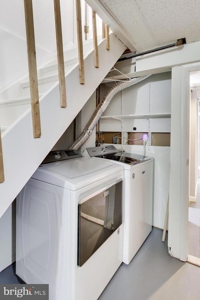 Building Photo - 5138 Nebraska Ave NW