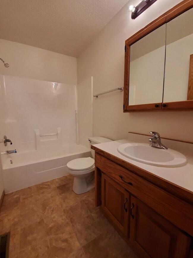 Building Photo - Candle Park West Townhomes - 1721