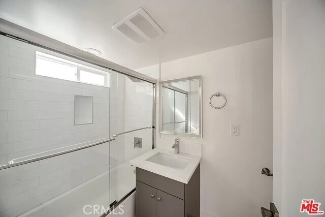 Building Photo - 2153 S West View St