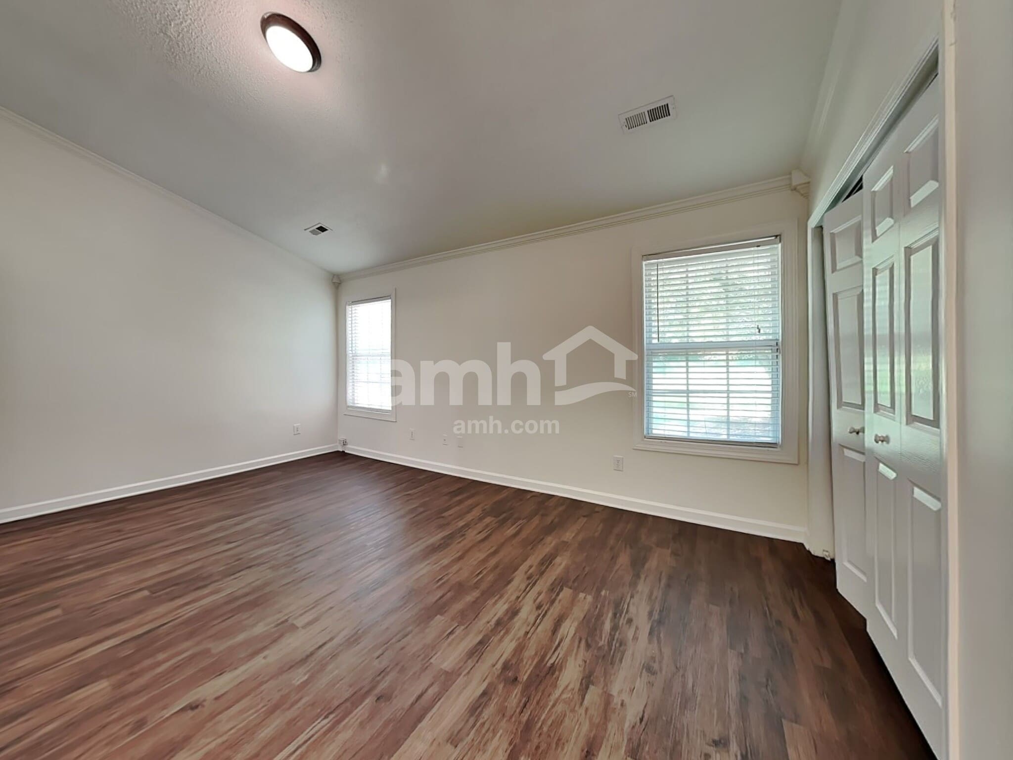 Building Photo - 550 Orchard Ridge Ln