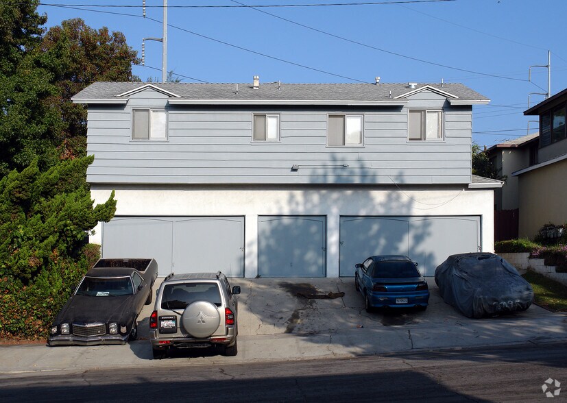 Building Photo - 915 Glenway Dr