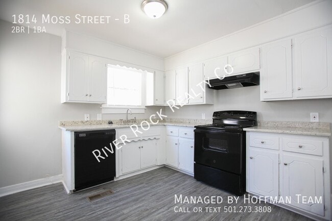 Building Photo - 1814 Moss St