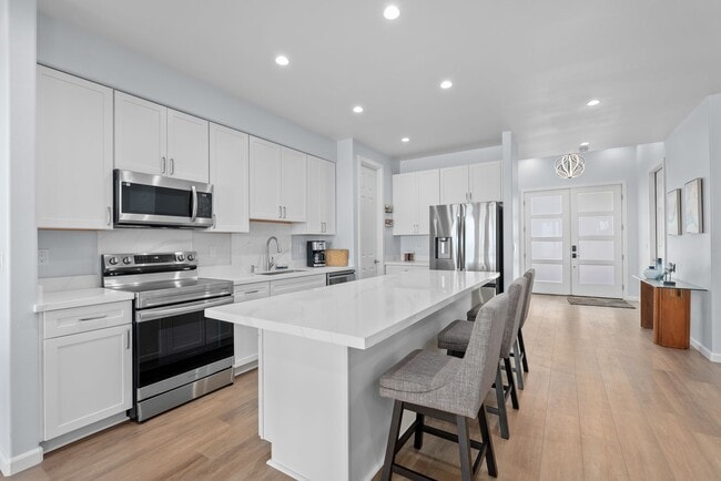 Building Photo - Furnished Luxury Ocean Front Estate in Waianae with Old Hawaii rural setting- 3 Bedrooms x 3 Bath...