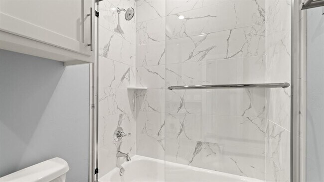 Building Photo - 217 Olde Ml Ct