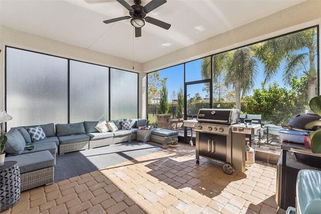 Building Photo - 10151 Henbury St