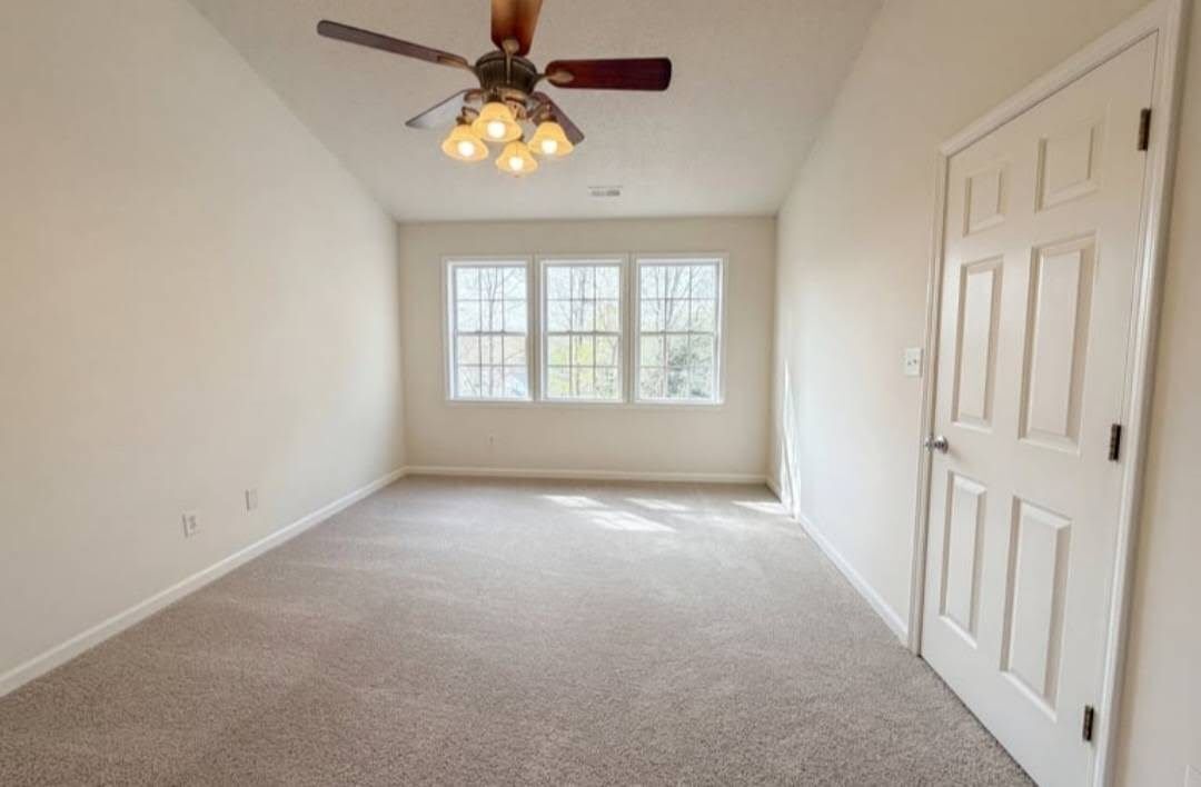 Building Photo - 412 Black Forest Dr