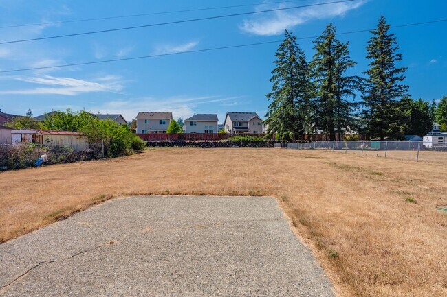Building Photo - 26129 172nd Ave SE