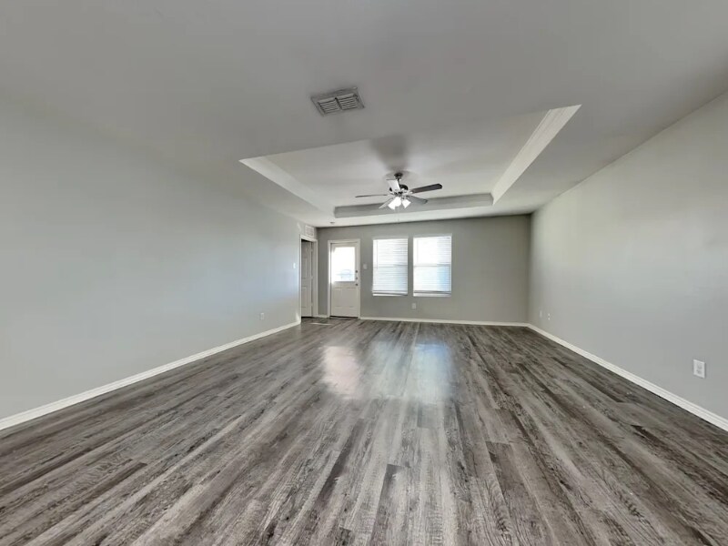 Building Photo - 118 Abelia Dr