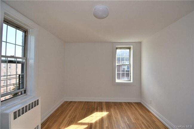 Building Photo - 780 Bronx River Rd