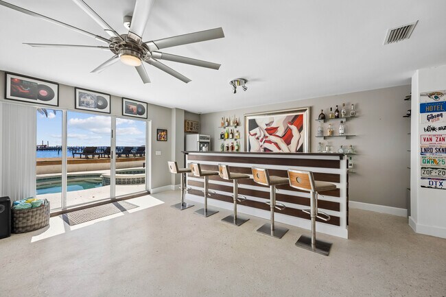 Building Photo - 14030 Mandarin Oaks Ln