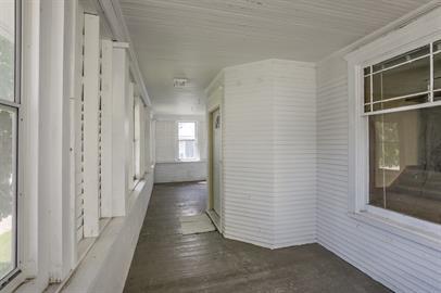 Building Photo - 4156 Cuming St