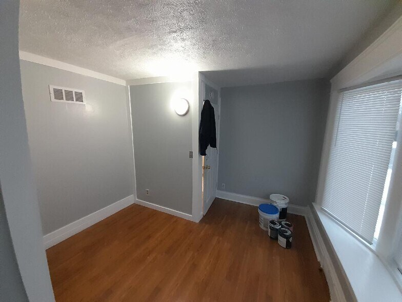 Building Photo - 230 S Pennsylvania Ave