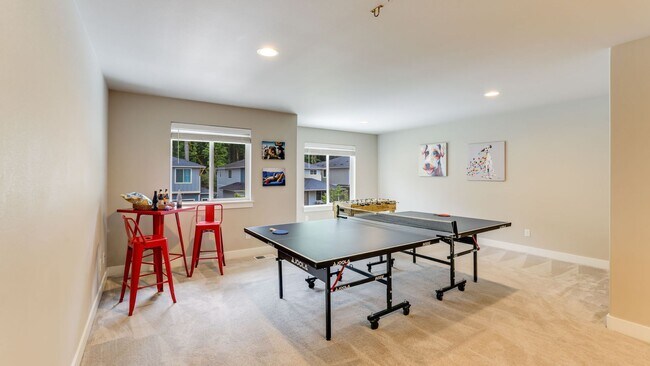 Building Photo - Stunning Modern Build Ten Trails!