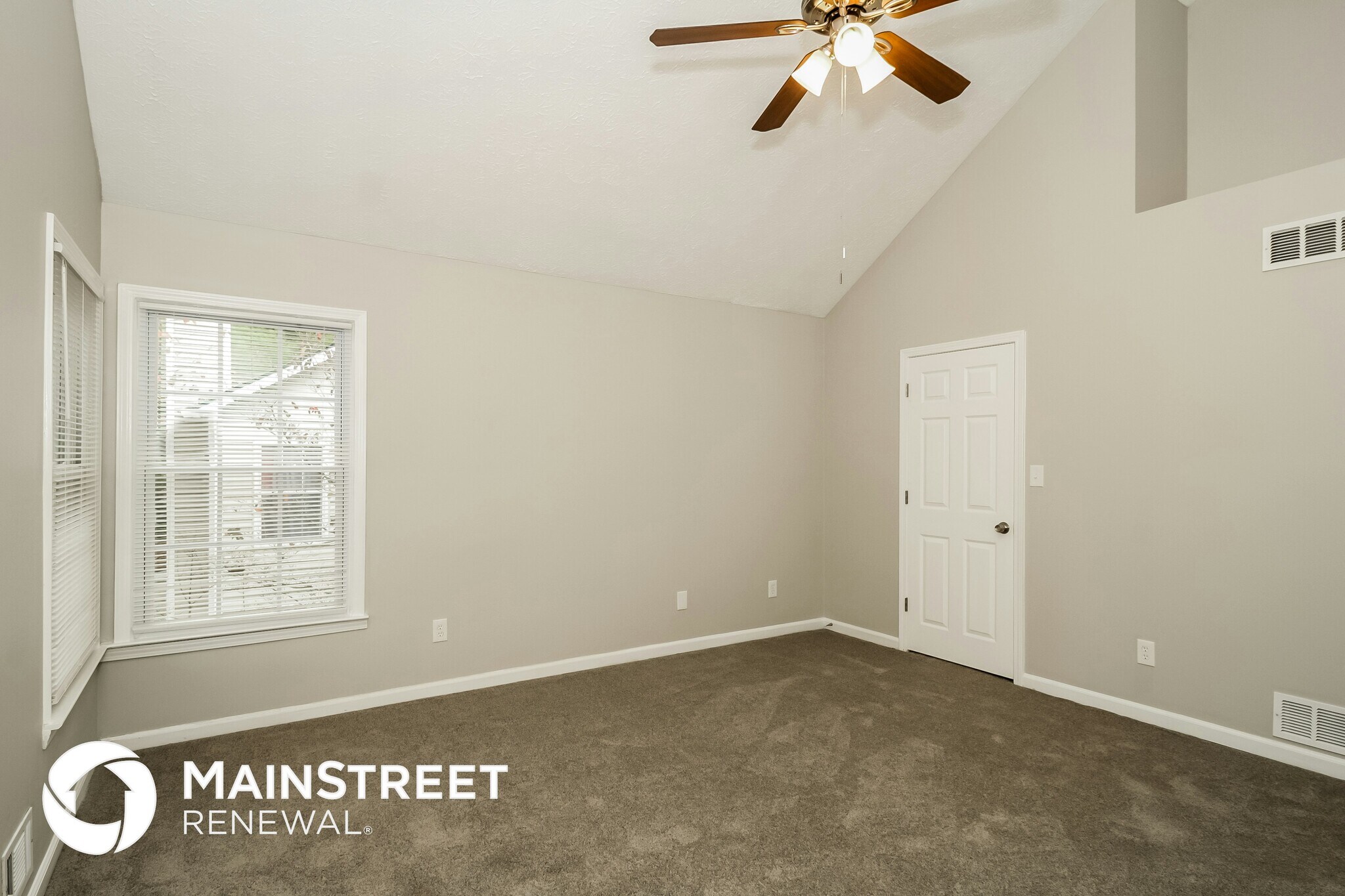 Building Photo - 2079 Winsburg Dr