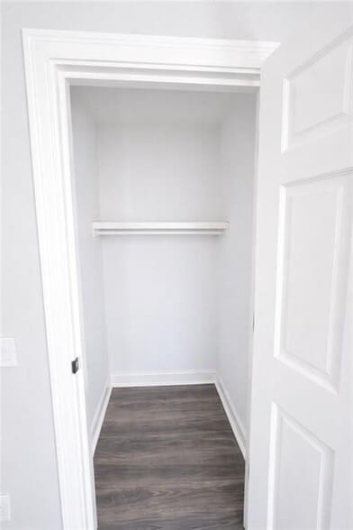 Building Photo - 71 E George St