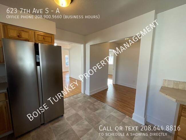 Building Photo - 2 Bed 1 Bath in Lively Downtown Nampa!