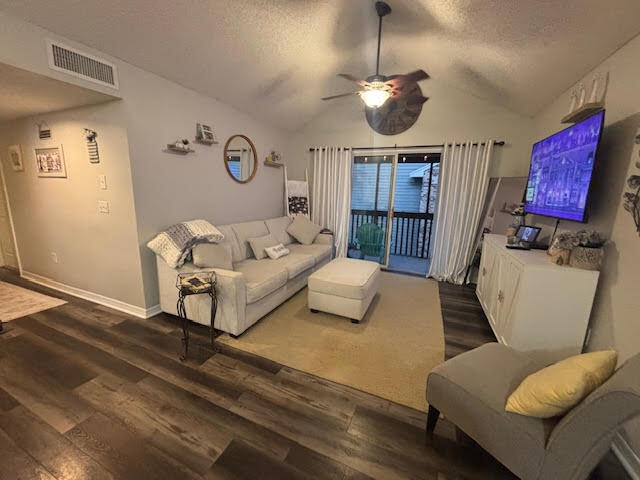 Building Photo - 2500 Winding Creek Blvd