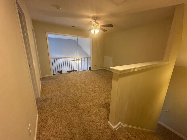 Building Photo - Carolina Lakes Gated Community!!