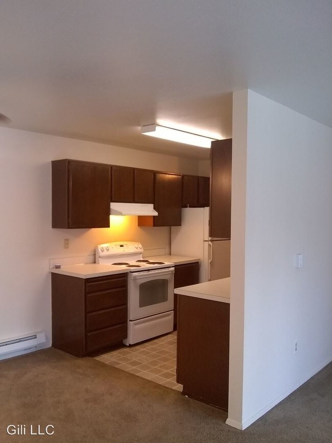 Building Photo - 3030 NE 10th St