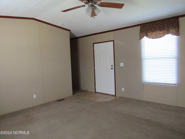 Building Photo - 900 NC-241