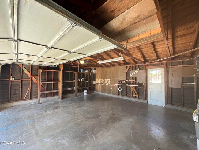 Building Photo - 1287 Knollwood Dr