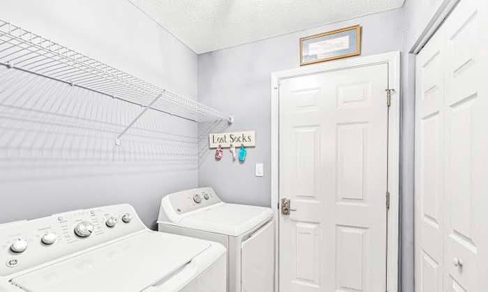 Building Photo - 15259 High Timber Ln