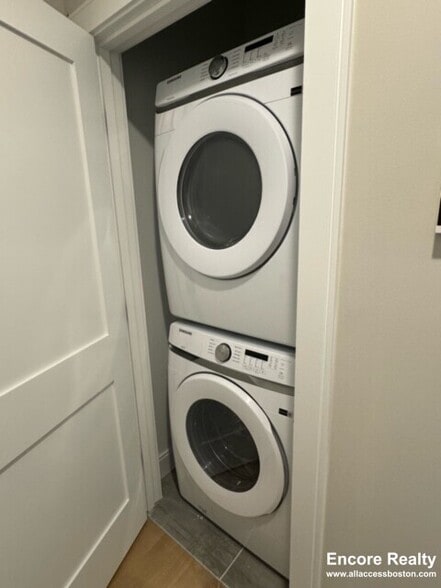 Building Photo - 22 Everett St