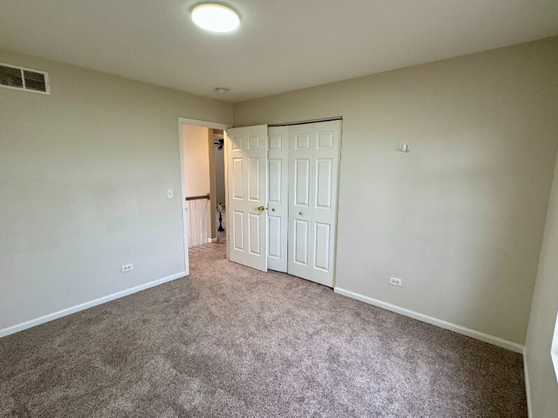 Building Photo - 11319 Maplewood Dr