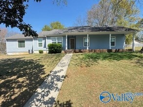 Building Photo - 1006 Wood Cir