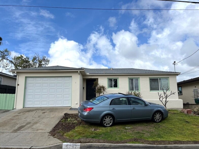 Primary Photo - 5142 Brockbank Pl