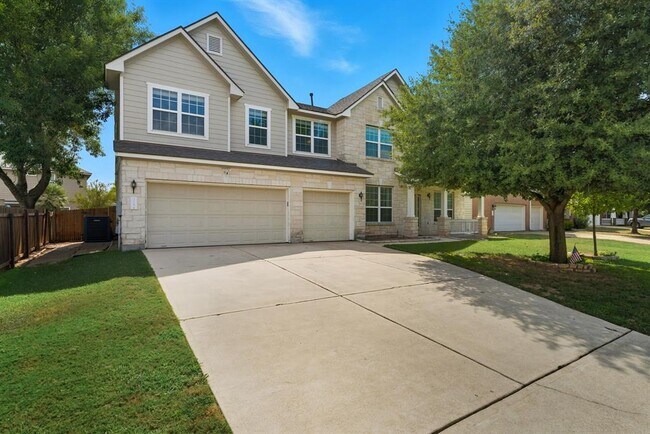 Building Photo - 125 Pine Cove