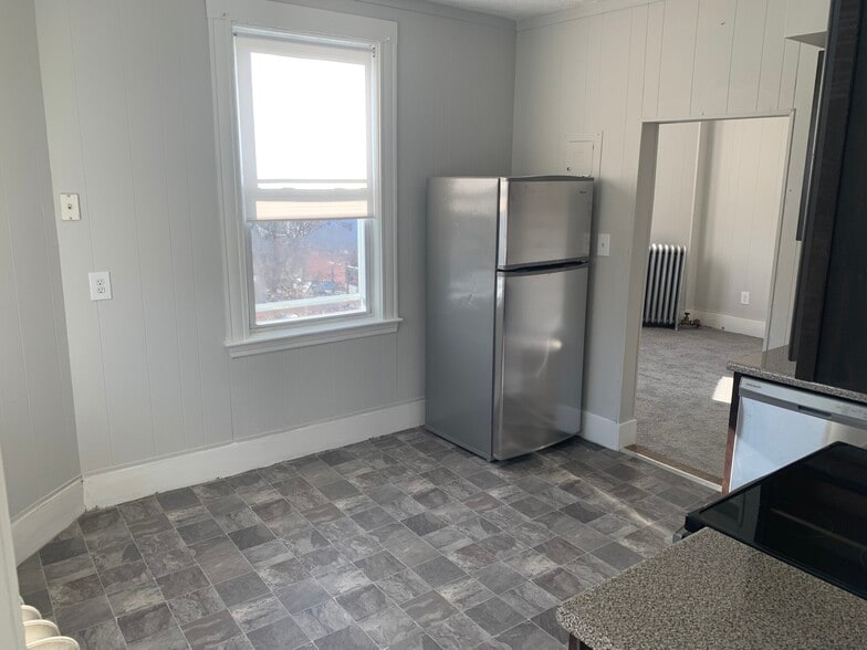 Building Photo - 1692 Commonwealth Ave