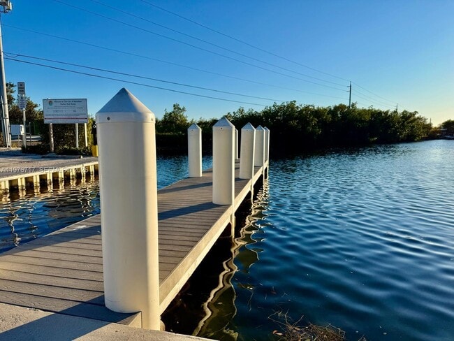 Building Photo - 1615 Harbor Dr