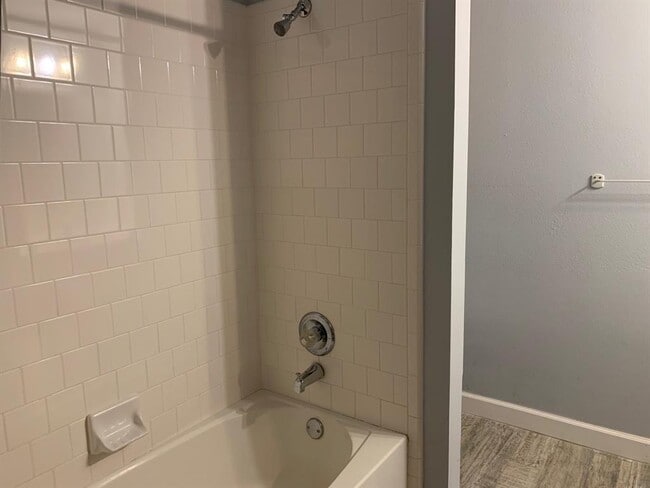 Building Photo - 13605 Ralph Ritchie Rd