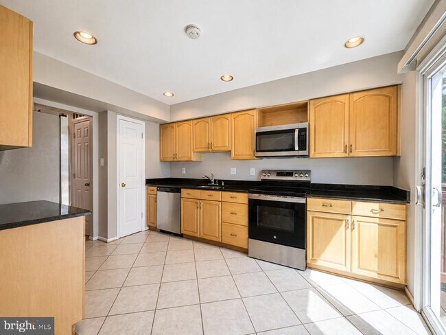 Building Photo - 4513 Shoal Creek Ct