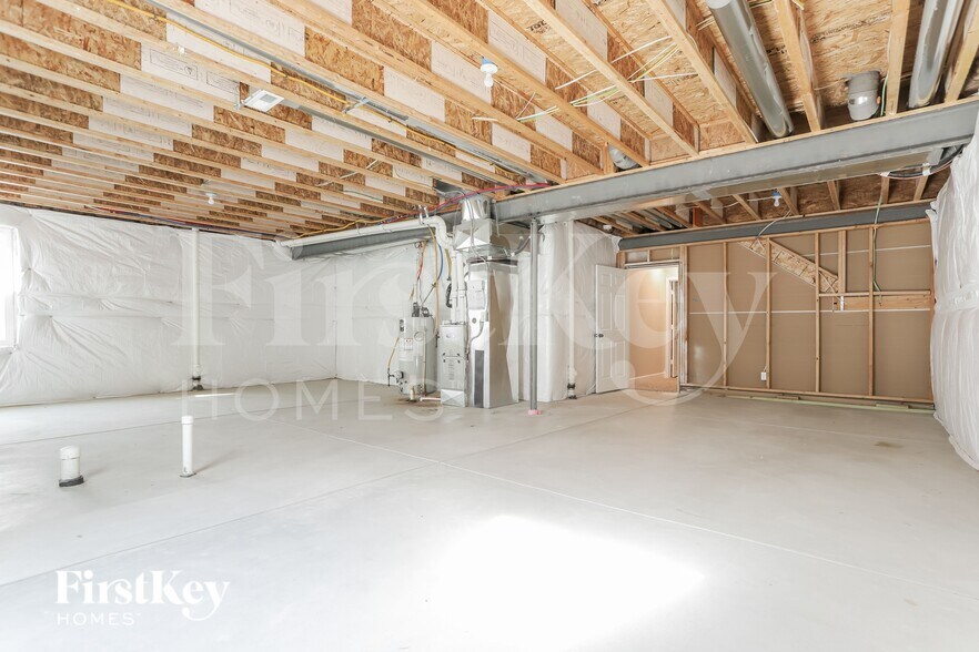 Building Photo - 26022 E Archer Dr