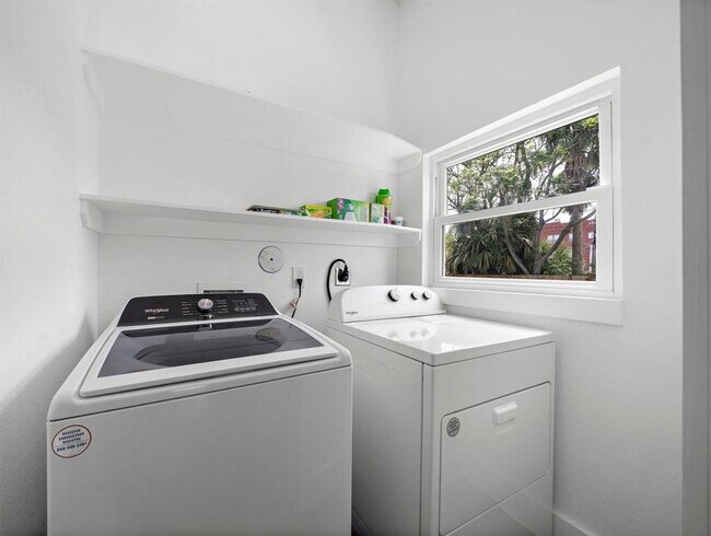 Building Photo - 2815 Avenue H