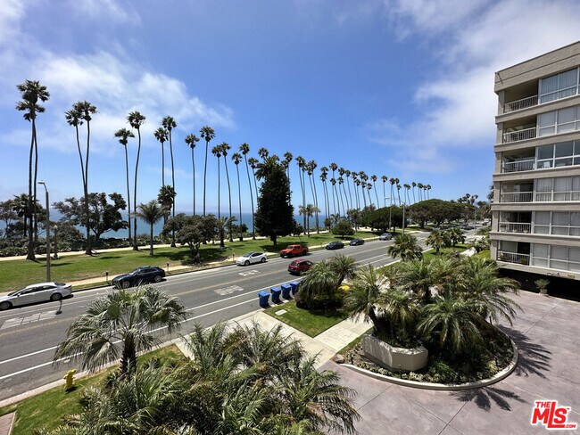 Building Photo - 515 Ocean Ave
