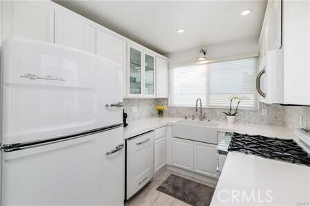 Building Photo - 577 Ramona Ave
