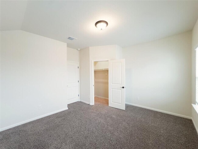 Building Photo - 13837 Enzo Gate