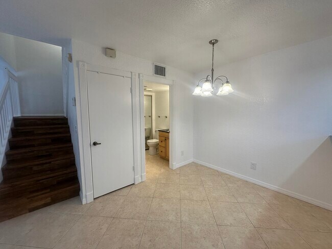 Building Photo - 8559 Boca Rio Dr