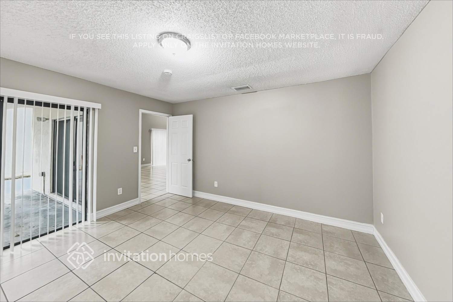 Building Photo - 14971 SW 92nd Terrace
