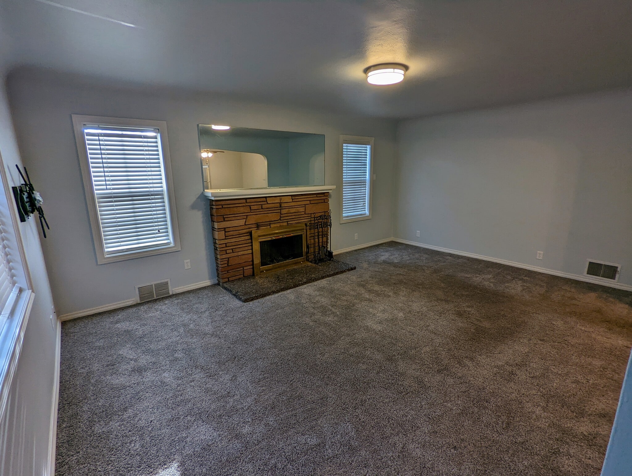 Living Room - 2310 W Kiernan Ave