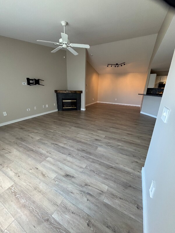 Building Photo - 1 Adler Park Dr W