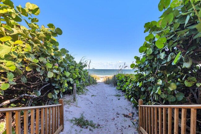 Building Photo - 2773 S Ocean Blvd