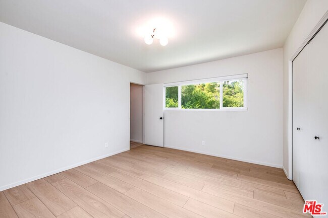 Building Photo - 3643 Ballina Canyon Rd