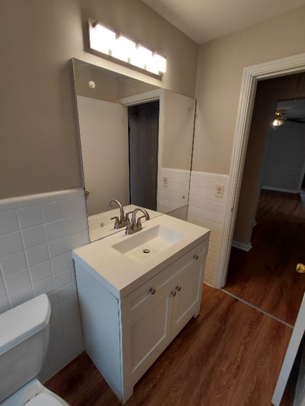 Building Photo - 5434 Fox Rd