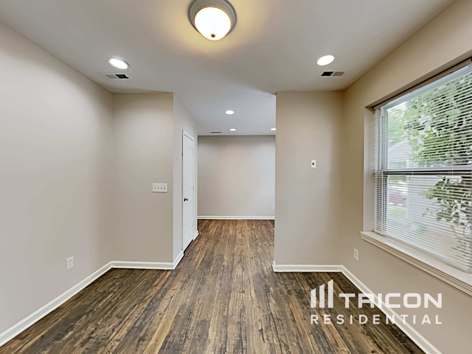 Building Photo - 345 Hunslet Cir